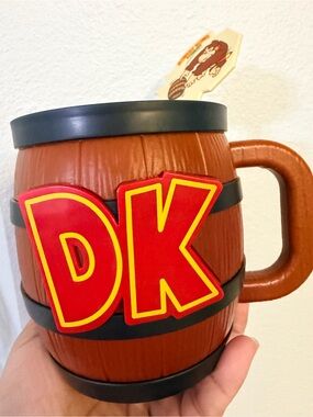 Donkey Kong Barrel Mug - DK Logo Brown Coffee Mug park exclusive!!